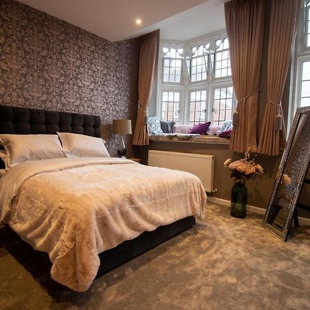 The Most Central Apartment In Canterbury Stunning Interiors, Fully Equipped, City Views And Free Wifi! 외부 사진